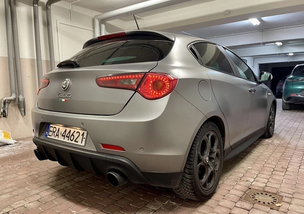 Alfa Romeo Giulietta cena 44800 przebieg: 190918, rok produkcji 2015 z Radomsko małe 742